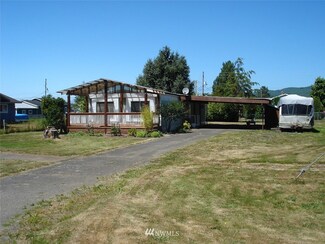 517 Broadway Ave, South Bend, WA 98586