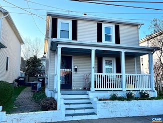 211 5th St NW, Charlottesville, VA 22903