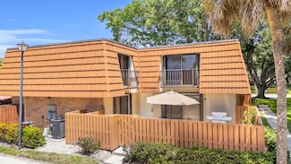 182 Charter Way, West Palm Beach, FL 33407