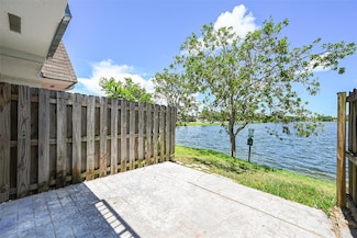 4122 SW 61st Ave Unit 8, Davie, FL 33314