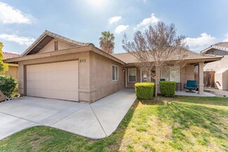 833 Greenwood Meadow Ln, Bakersfield, CA 93308