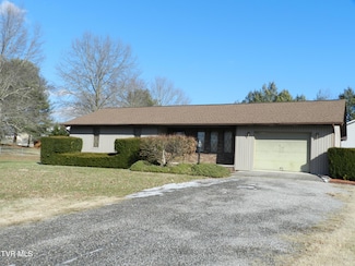 215 Hurd Rd, Church Hill, TN 37642