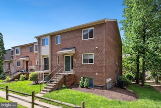 6744 Perry Penney Dr Unit 131, Annandale, VA 22003