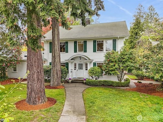 3805 45th Ave SW, Seattle, WA 98116