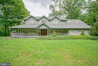 572 Eayrestown Rd, Lumberton, NJ 08048
