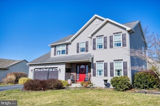 3 Township Line Dr, Fredericksburg, PA 17026