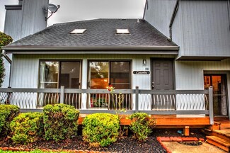 32 Catawba Ct, Monmouth Junction, NJ 08852