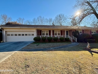 1266 Normandy Rd, Macon, GA 31210