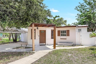 1032 Perkins Rd, Orlando, FL 32809