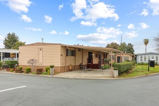 19690 California 99 Unit 84, Acampo, CA 95220