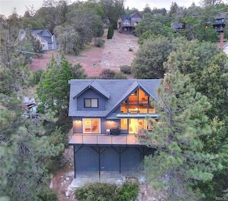 27723 Alpen Dr, Lake Arrowhead, CA 92352