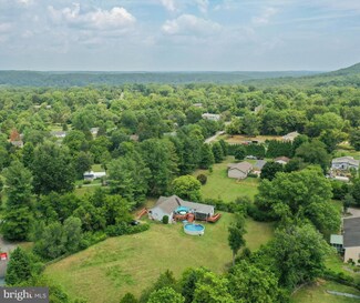 481 Youngs Dr, Front Royal, VA 22630
