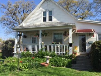 7030 W Crandall Ave, Worth, IL 60482