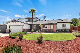 1925 Woodstock Way, Sacramento, CA 95825