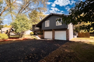 1245 Winaki Trail, Algonquin, IL 60102