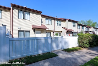 190 Pierce St Unit A, Staten Island, NY 10304