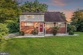 1018 Rhoades Ave, Secane, PA 19018