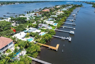 720 N Atlantic Dr, Lantana, FL 33462