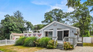 54 Hillside Ave, North Falmouth, MA 02556