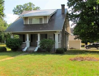 301 E College St, Sandborn, IN 47578