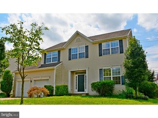 97 Deer Horn Dr, Mount Royal, NJ 08061