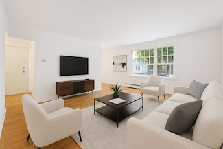 2706 Humboldt Ave S Unit 202, Minneapolis, MN 55408