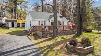 55 van de Carr Dr, Craryville, NY 12521