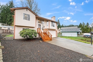 1072 NE Lombard Ct, Bremerton, WA 98311