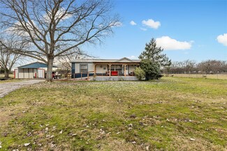 3670 Sundown Rd, Greenville, TX 75402
