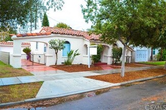 2085 Oregon Ave, Long Beach, CA 90806