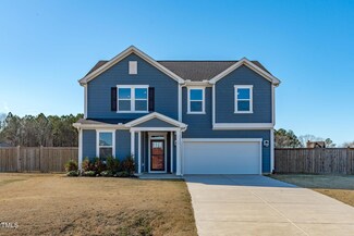 17 Mid May Ct, Fuquay Varina, NC 27526