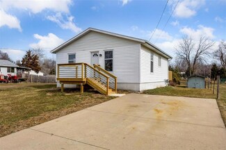 2358 Rompot St SE, Cedar Rapids, IA 52403