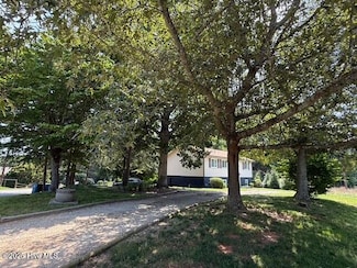 7098 E Fork Rd, High Point, NC 27265