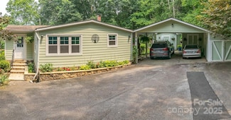 74 Huntley Rd, Fletcher, NC 28732