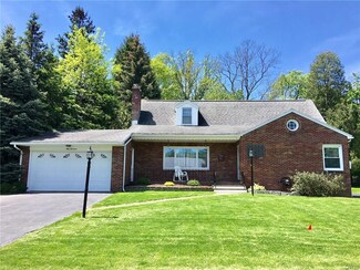 114 Wynthrop Rd, Syracuse, NY 13209