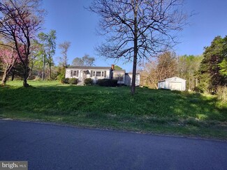 168 Beach Rd, Louisa, VA 23093