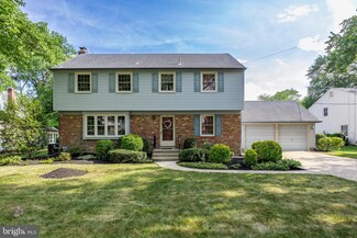 425 Wayland Rd, Cherry Hill, NJ 08034
