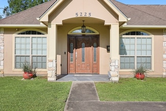 5225 Abilene St, Beaumont, TX 77703