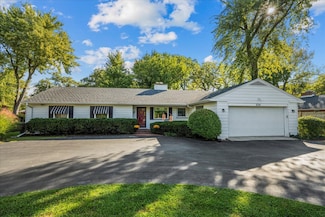 535 N Waukegan Rd, Lake Forest, IL 60045