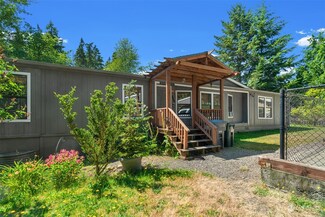 9317 58th Avenue Ct E, Puyallup, WA 98371