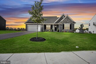 224 Forgedale Dr, South Middleton Township, PA 17015