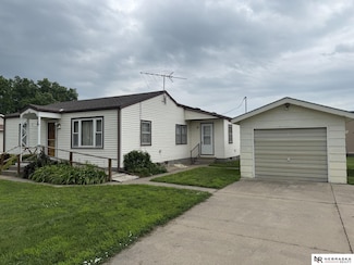 128 S Elm St, Wahoo, NE 68066