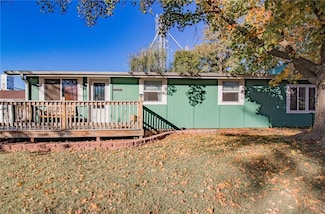 115 W Marshall St, Sweet Springs, MO 65351