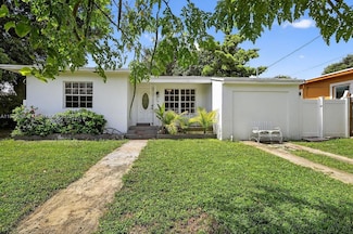40 NW 68th St, Miami, FL 33150