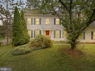 6201 Cardinal Brook Ct, Springfield, VA 22152