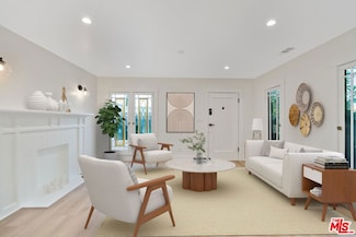 7957 Fountain Ave, West Hollywood, CA 90046