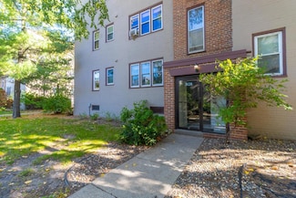 3128 W Bde Maka Ska Blvd Unit 415, Minneapolis, MN 55416