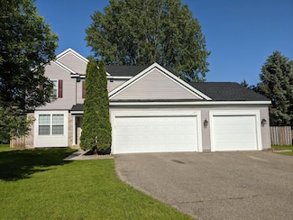 967 Earley Lake Curve, Burnsville, MN 55306