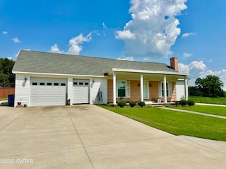 1411 S College St, Trenton, TN 38382