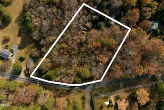 2407 Damascus Church Rd, Chapel Hill, NC 27516